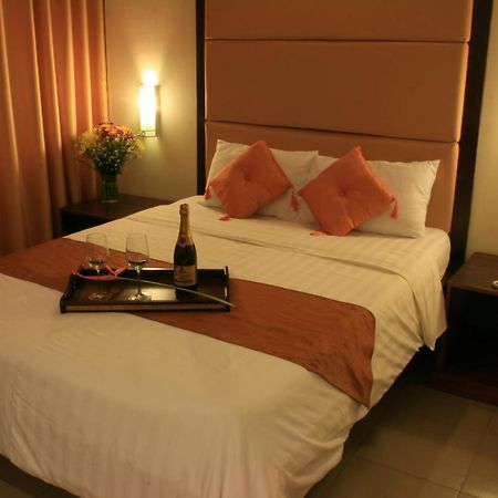 O Hotel Bacolod Buitenkant foto